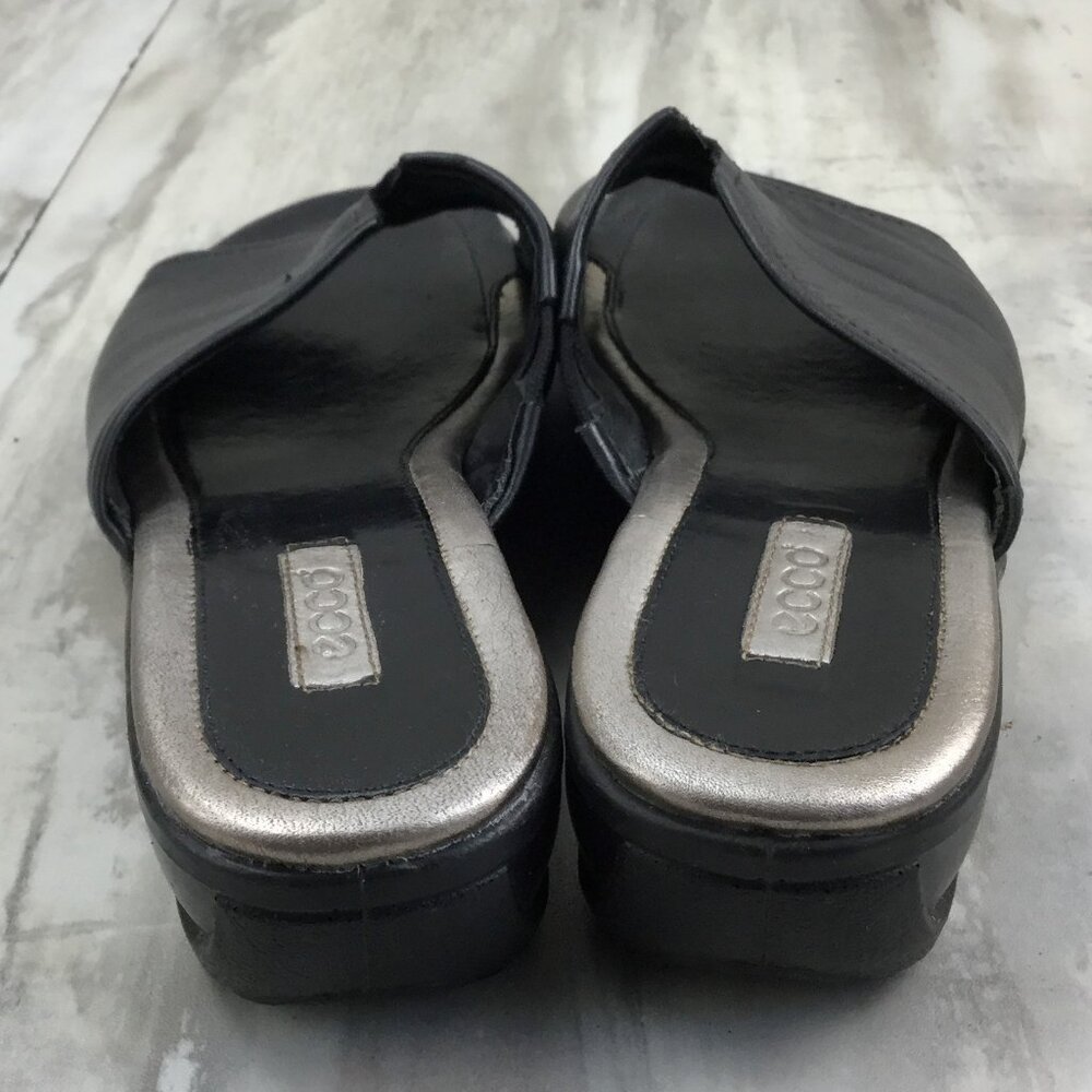 ECCO Black Sandal 38 - Picture 7 of 10